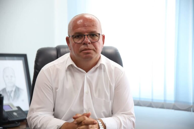 Denoncoi ndotjen e mjedisit, komuna e Rahovecit shpërblen qytetarin