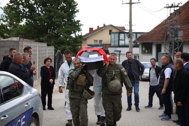 Fillon procesi i rivarrosjes së dëshmorëve të Komunës së Istogut