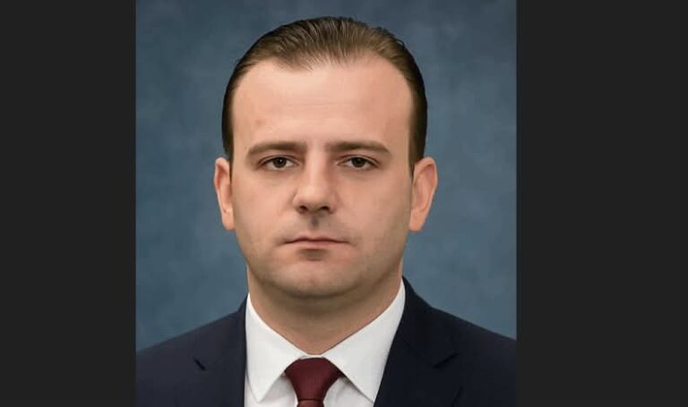 Policia konfirmon arrestimin e të dyshuarit për vrasje, i kërkuar nga Shkupi