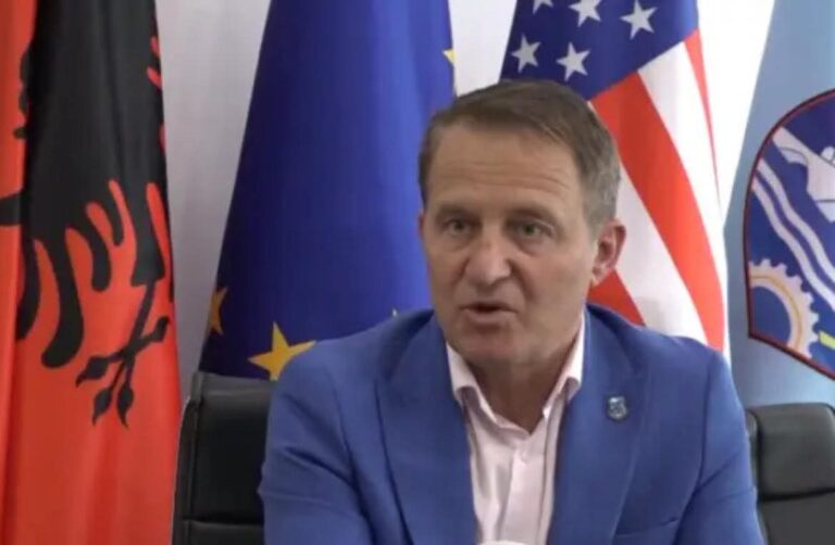 Probleme me ujë të pijshëm dhe kanalizim nëpër fshatrat e Vushtrrisë – flet kryetari Idrizi