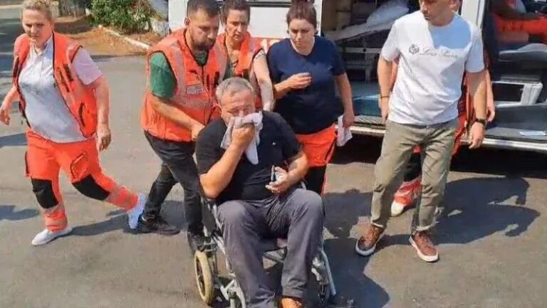 Nënkryetari i Delvinës përfundon në spital pasi u përball me zjarret