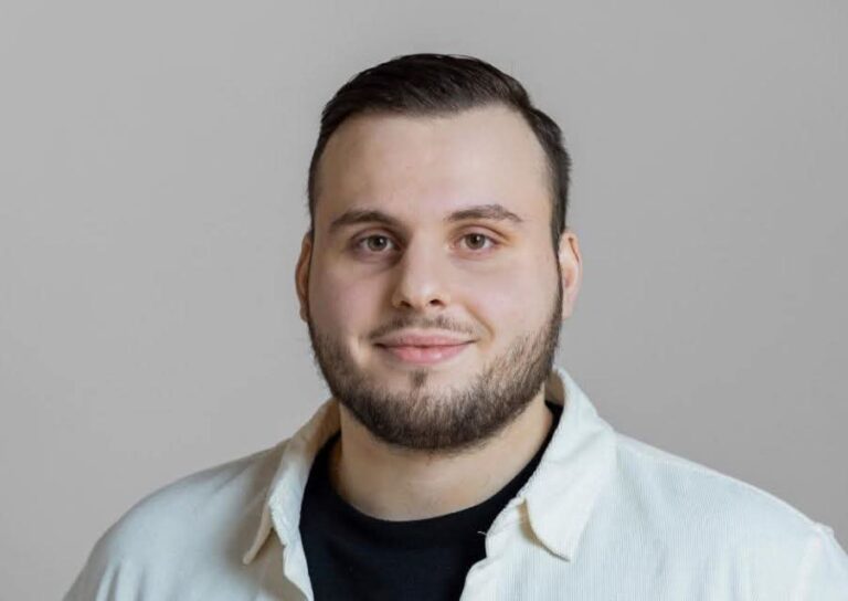 E dhimbshme: Vdes 25-vjeçari kosovar që ishte asamblist në një qytet të Suedisë