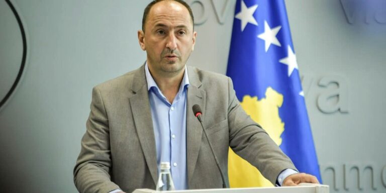 LAJMI I FUNDIT: Jep dorëheqje ministri Liburn Aliu, arsyeja zgjedhja e Bashës dje kryetar Kuvendi!