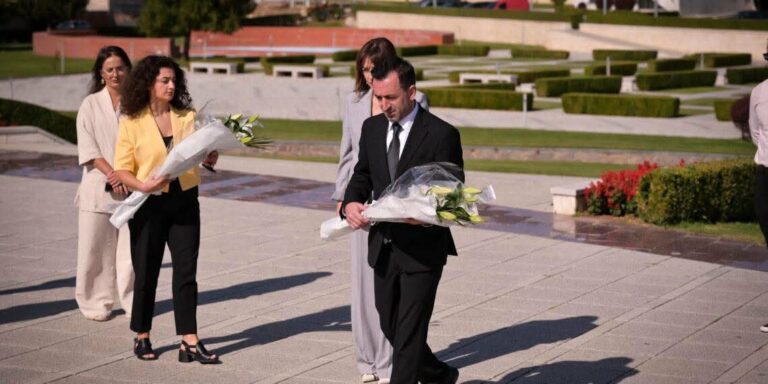 Veteranët në Skenderaj të revoltuar me vizitën e Dimal Bashës në Prekaz