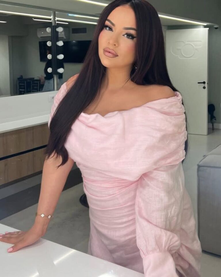 Sara Gjordeni ‘nxjerr zbuluar’ VIP-at shqiptarë