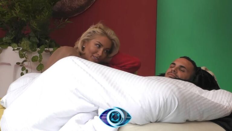 “E si mi nxjerr ti këtu fustanin”, Edi tërheq gabimisht jorganin nga Dolce (Video)