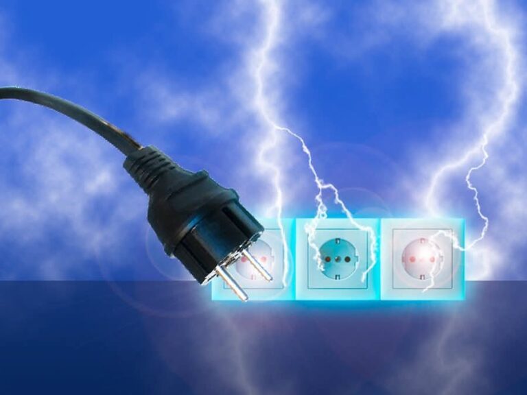 Obiliq: Vdes punëtori pasi ra në kontakt me rrymën