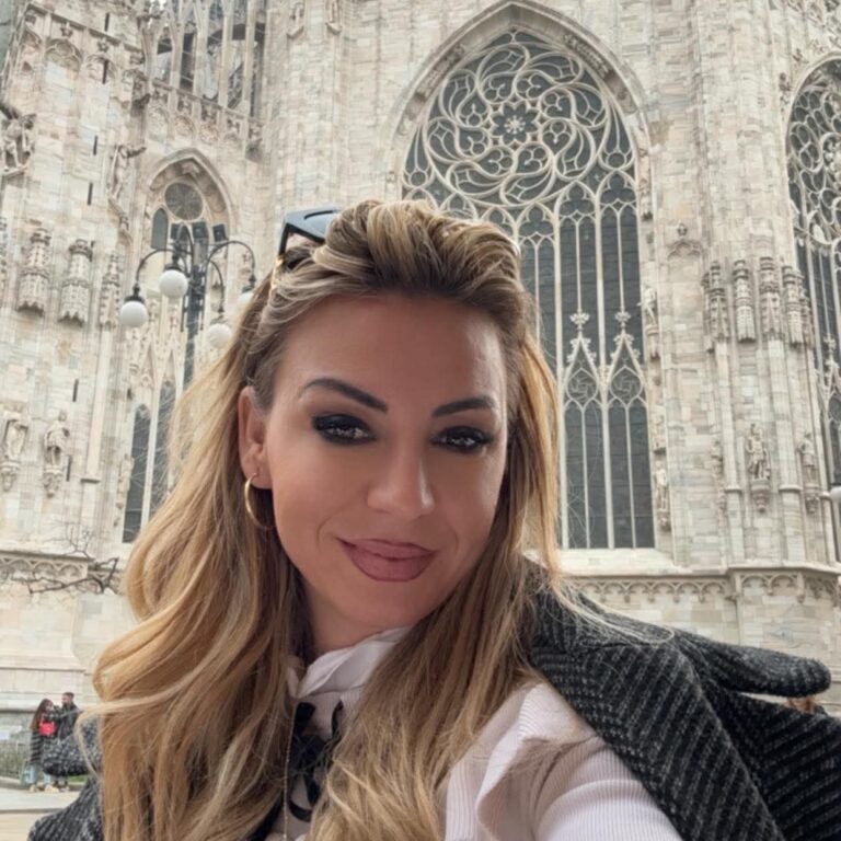 Vdes arsimtarja e moshës fare të re, Fjoralba Dule