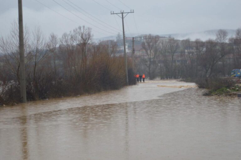 Stabilizohet Malisheva, Kastrati: Po identifikojmë dëmet nga vërshimet